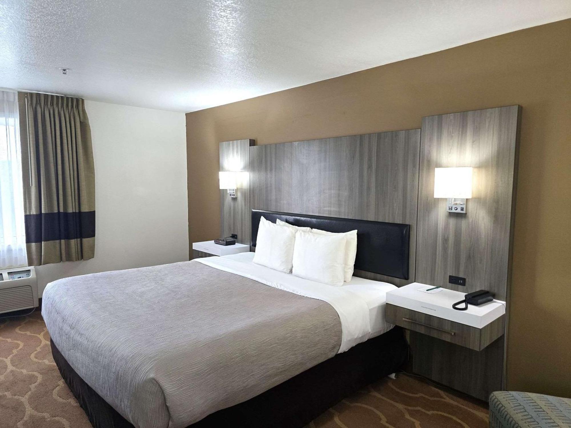 Quality Inn & Suites Longview Kelso Exterior foto